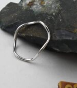 Silver Wavy Curved Circle Squiggle Ring.
